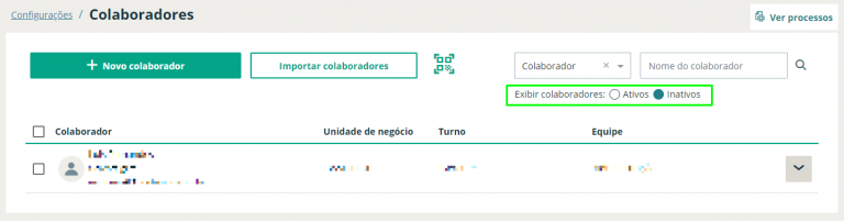 No menu "Colaboradores", altere a visualização para ver os colaboradores inativos.